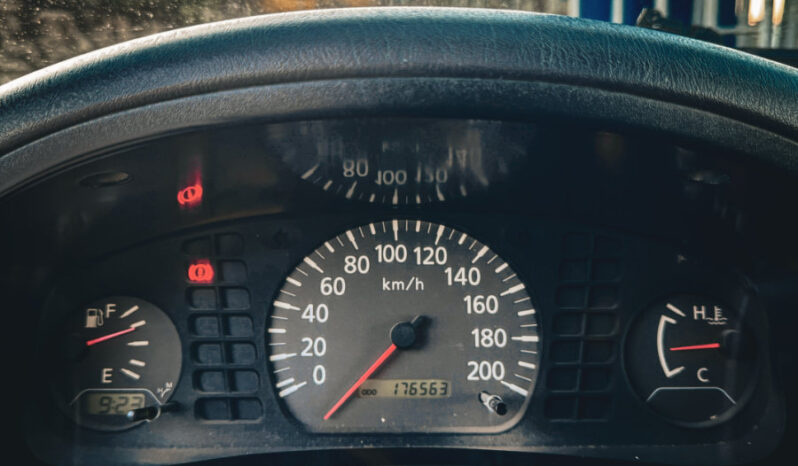 Nissan NP300 Estaquita 2015 lleno