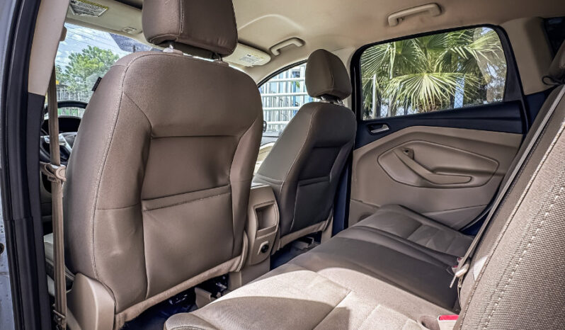 FORD Escape 2016 lleno