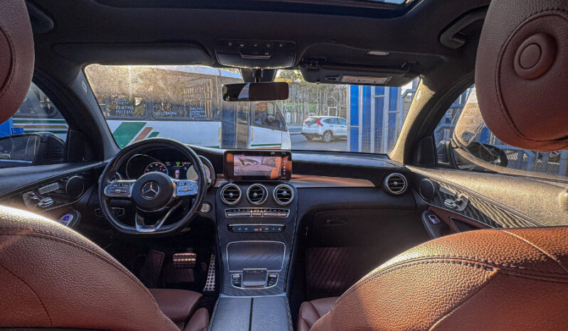 MERCEDES GLC 300e 2022 lleno