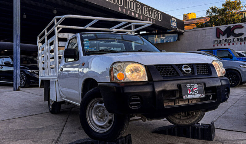Nissan NP300 Estaquita 2015 lleno