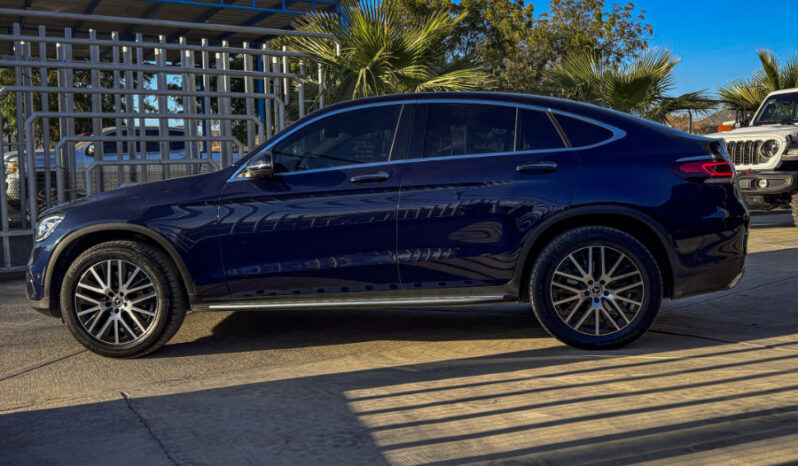 MERCEDES GLC 300e 2022 lleno