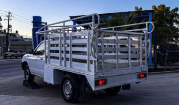 Nissan NP300 Estaquita 2015 lleno