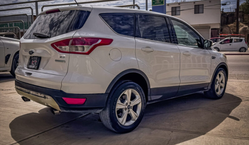 FORD Escape 2016 lleno