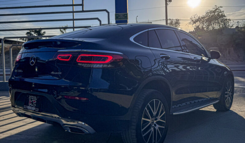MERCEDES GLC 300e 2022 lleno