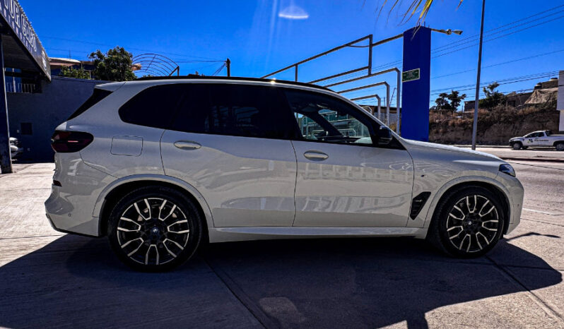 BMW X5 hybrid 2024 lleno