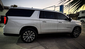 Chevrolet Suburban High Country 2025 lleno