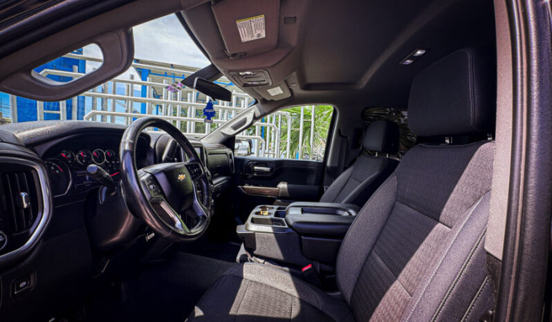 CHEVROLET SILVERADO LT 2020 lleno