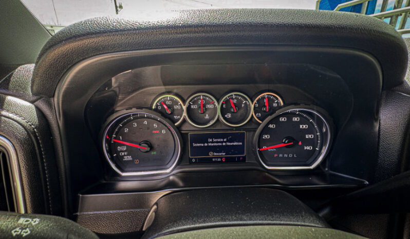 CHEVROLET SILVERADO LT 2020 lleno