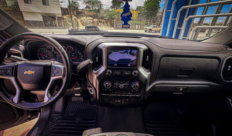 CHEVROLET SILVERADO LT 2020 lleno