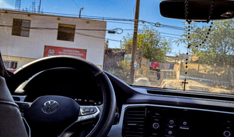 VOLKSWAGEN TERAMONT CROSS SPORT RLINE 2022 lleno