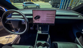 TESLA MODEL Y AUTONOMÍA MAYOR 2026 lleno
