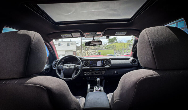 TOYOTA TACOMA TRD SPORT 2017 lleno