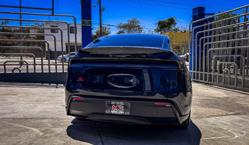 TESLA MODEL Y AUTONOMÍA MAYOR 2026 lleno