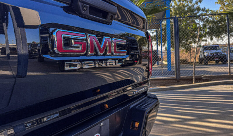 GMC CANYON DENALI 2025 lleno