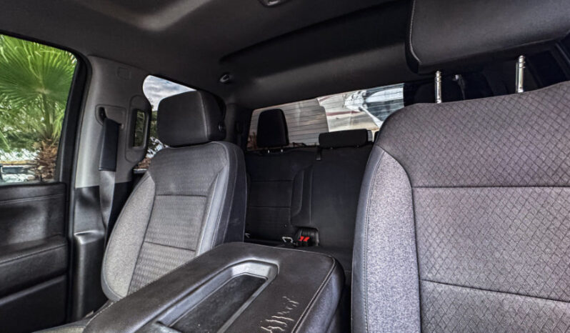 CHEVROLET SILVERADO LT 5.3 2019 lleno