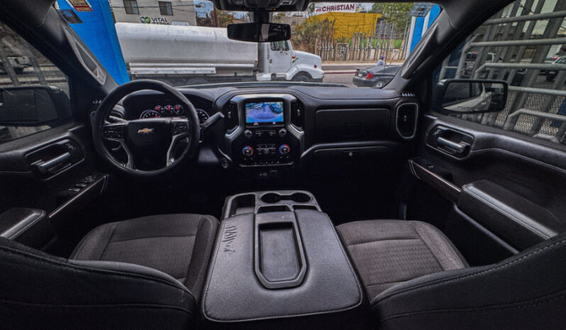 CHEVROLET SILVERADO LT 5.3 2019 lleno