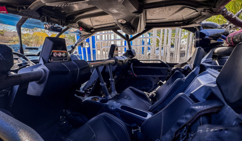 CAN AM MAVERICK XRS TURBO RR 2022 lleno