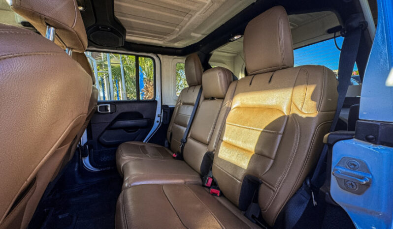 JEEP SAHARA 2020 lleno