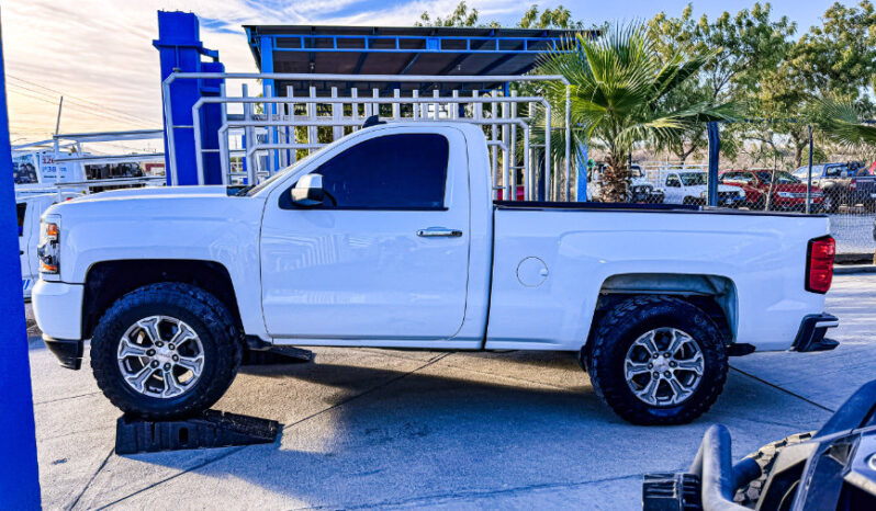 CHEVROLET SILVERADO V6 4.3 4×2 2019 lleno