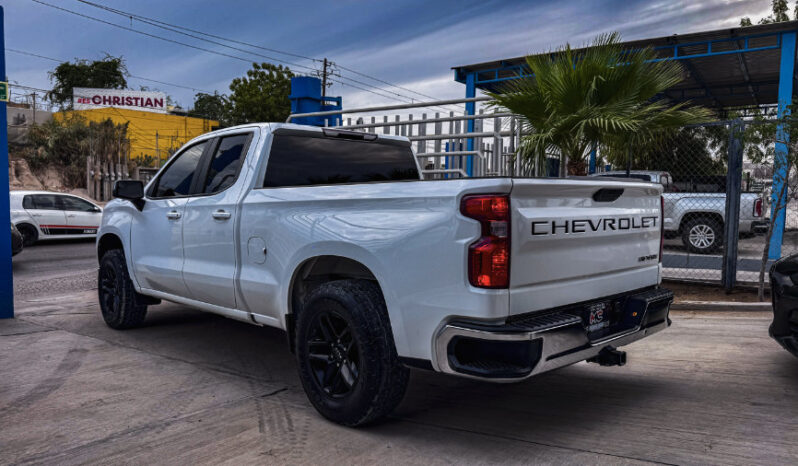 CHEVROLET SILVERADO LT 5.3 2019 lleno
