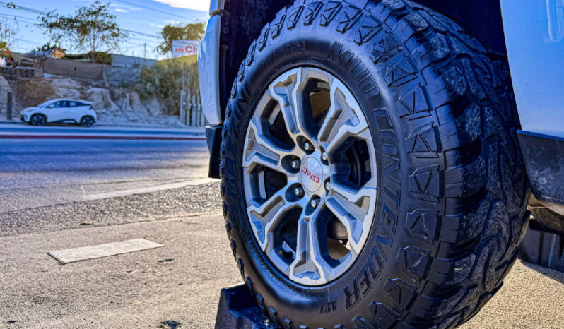 CHEVROLET SILVERADO V6 4.3 4×2 2019 lleno