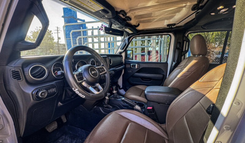 JEEP SAHARA 2020 lleno