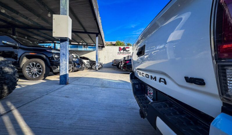 TOYOTA TACOMA TRD PRO 2023 lleno