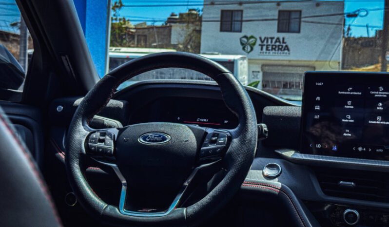 FORD EXPLORER ST 2025 lleno