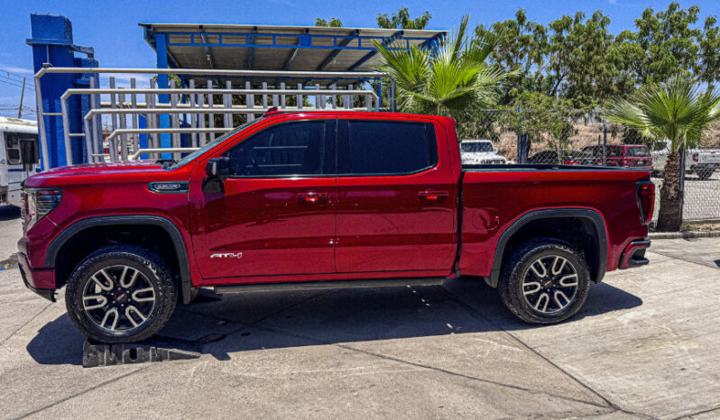 GMC SIERRA AT4 2023 lleno