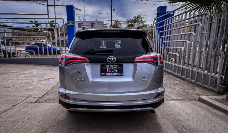 TOYOTA RAV4 SE AWD 2017 lleno