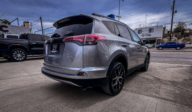 TOYOTA RAV4 SE AWD 2017 lleno