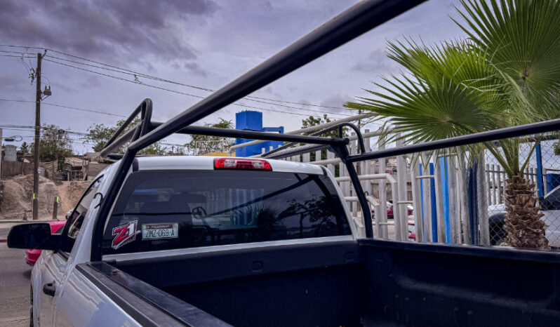 CHEVROLET SILVERADO 6cil 2014 lleno