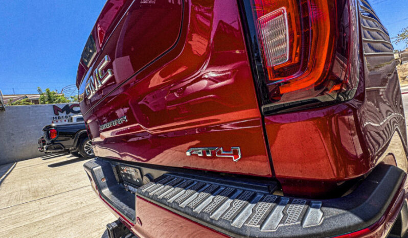GMC SIERRA AT4 2023 lleno