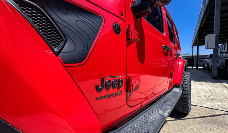 JEEP SAHARA 2021 lleno