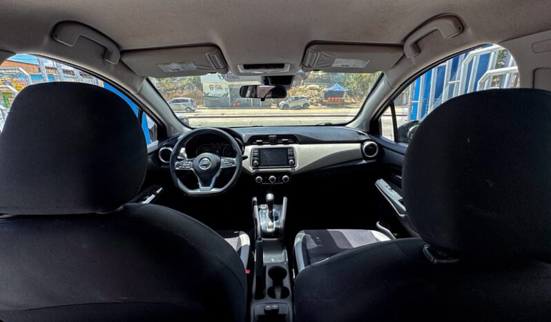 NISSAN VERSA SV 2021 lleno